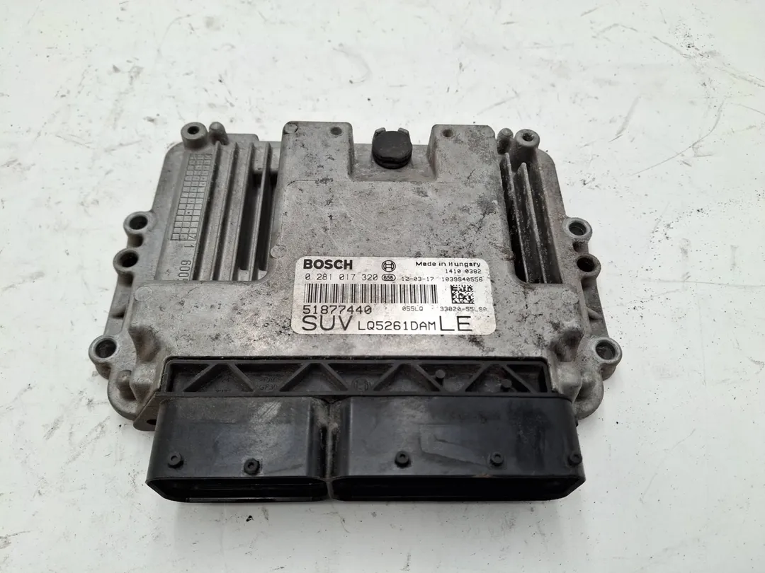Centralina iniezione motore ECU Centralina iniezione motore ECU