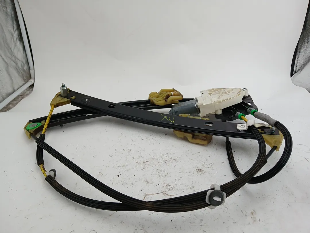 Motorino alzacristallo porta anteriore destro Motorino alzacristallo porta anteriore destro