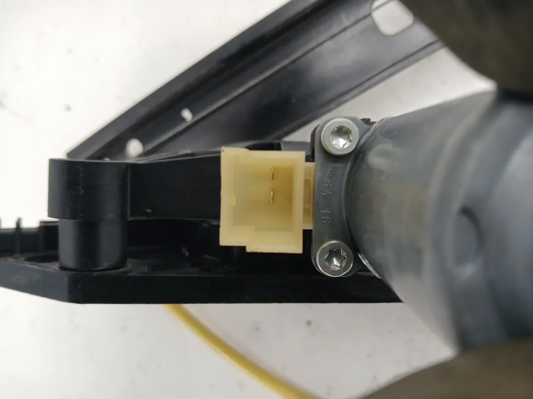 Alzacristallo alzavetro elettrico porta anteriore destro