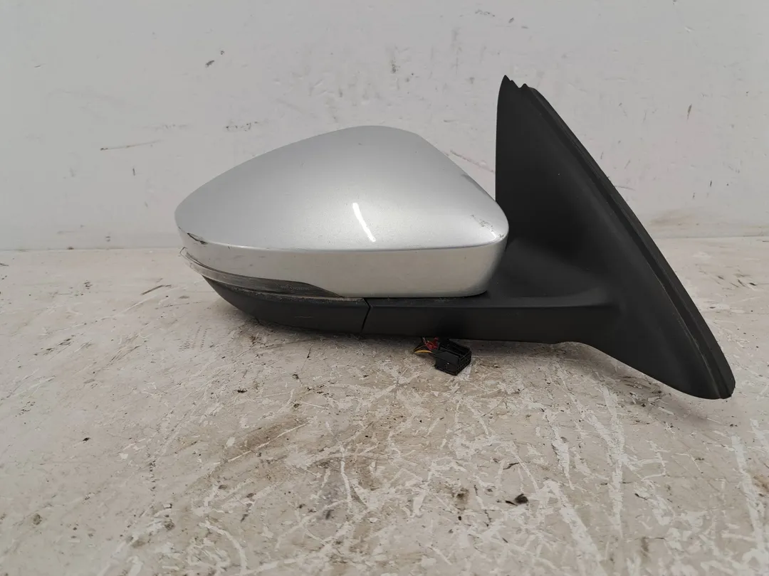 Specchio Retrovisore esterno elettrico destro Specchio Retrovisore esterno elettrico destro