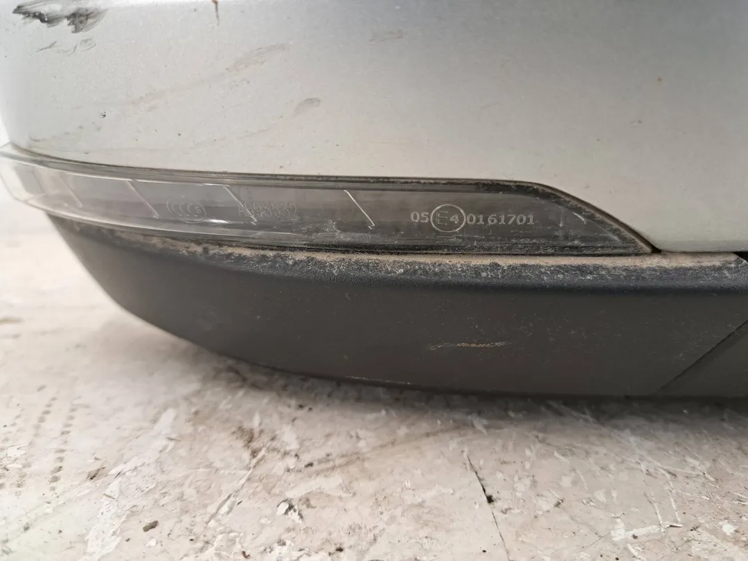Specchio Retrovisore esterno elettrico destro Specchio Retrovisore esterno elettrico destro