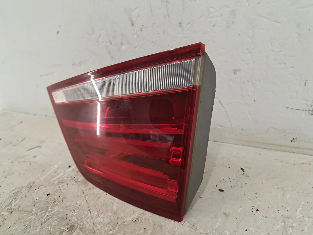 Fanale faro posteriore interno destro