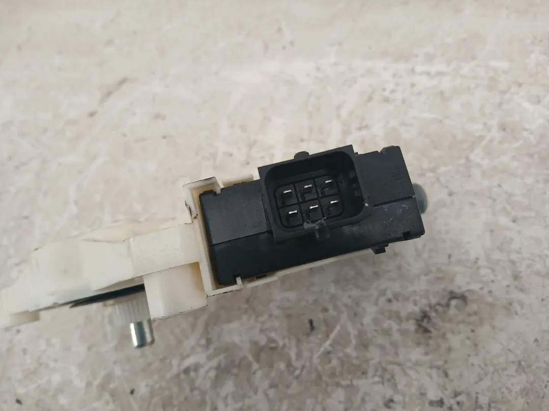 Motorino alzacristallo porta anteriore destro Motorino alzacristallo porta anteriore destro