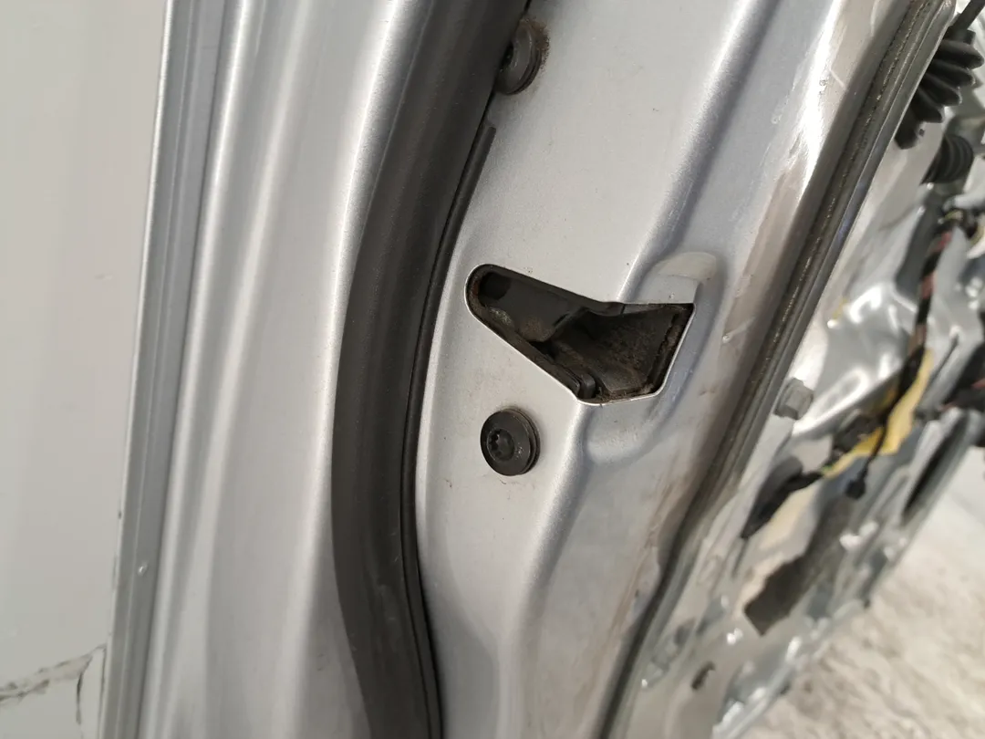 Porta anteriore sinistro Porta anteriore sinistro