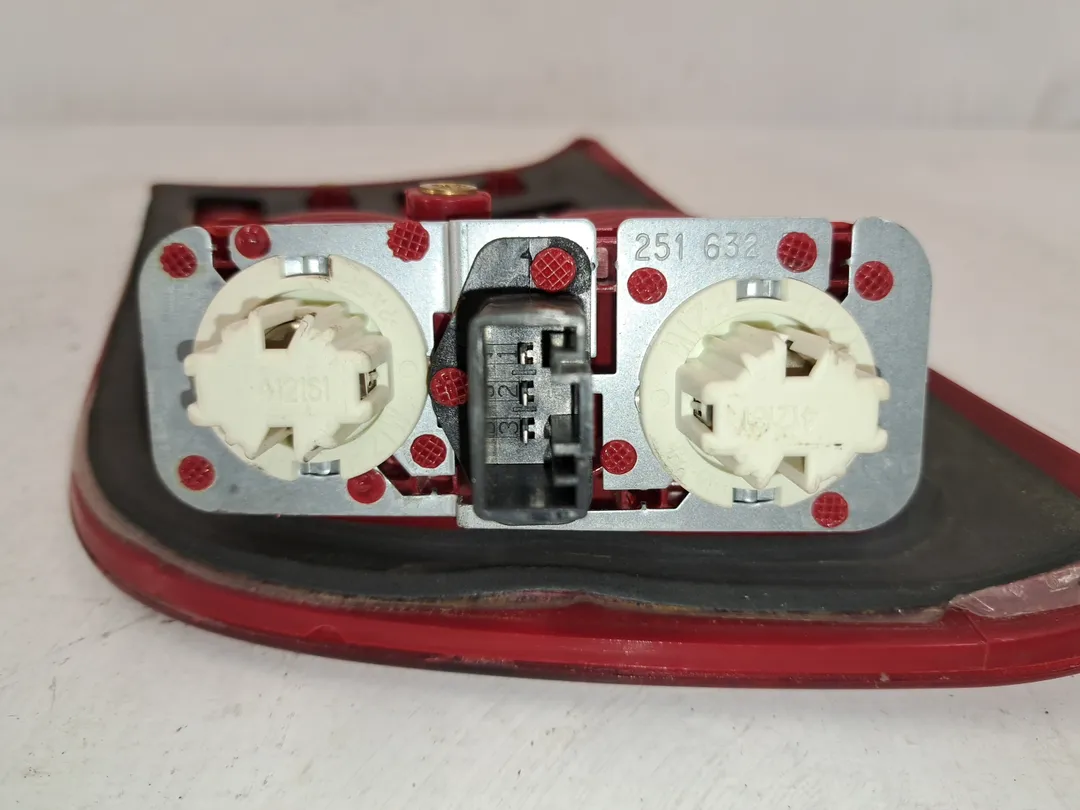 Fanale faro posteriore interno destro