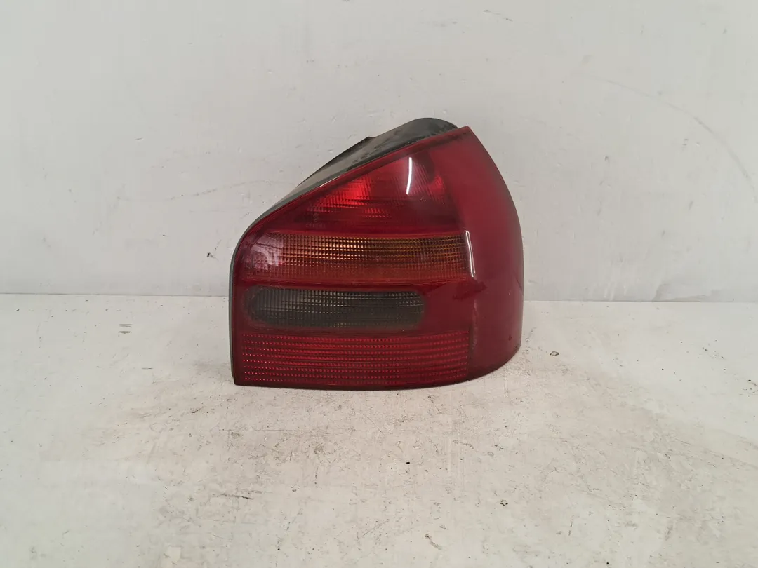 Fanale faro posteriore destro