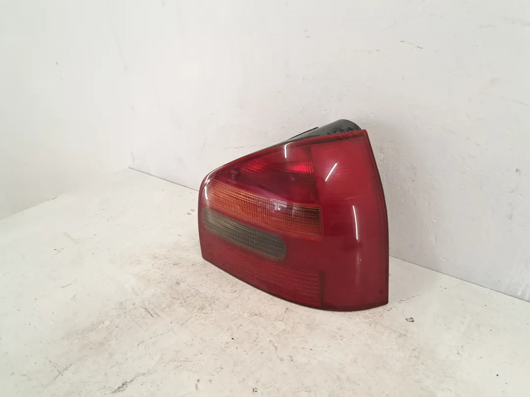 Fanale faro posteriore destro