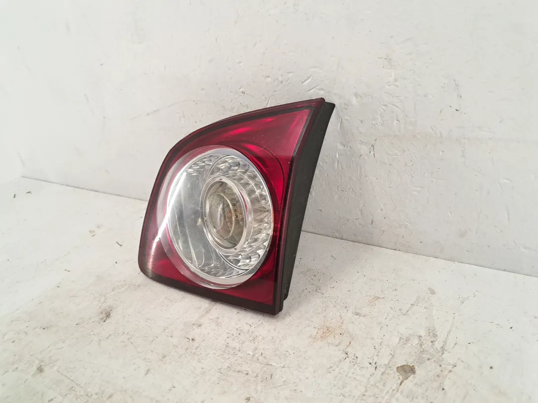 Fanale faro posteriore interno destro Fanale faro posteriore interno destro