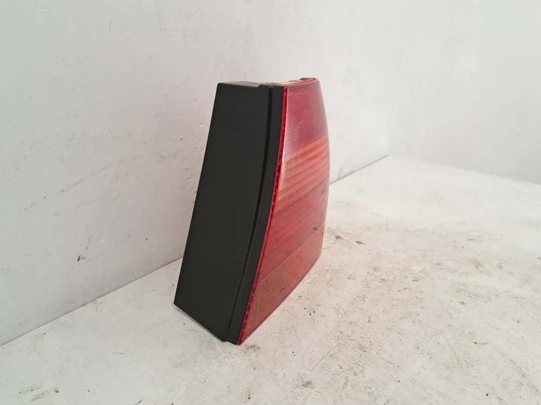 Fanale faro posteriore destro