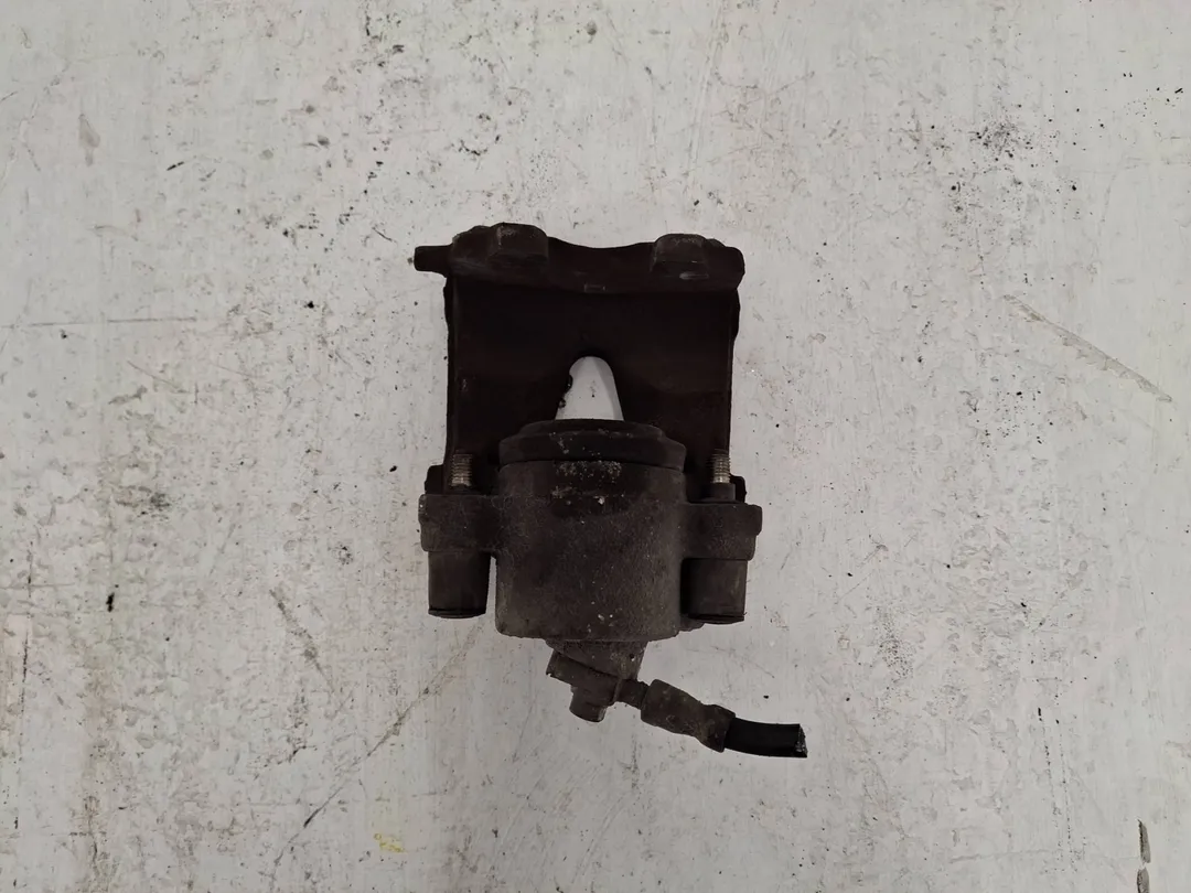 Pinza freno anteriore sinistro Pinza freno anteriore sinistro