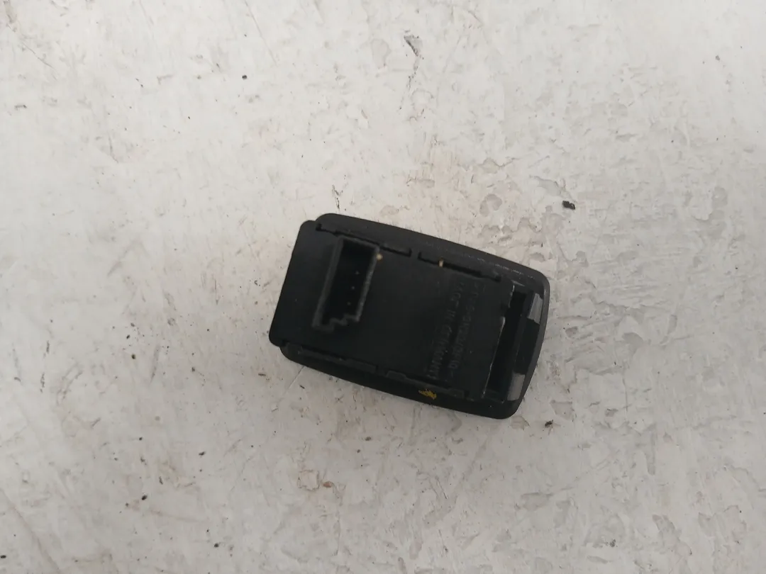 Interruttore alzacristalli porta anteriore destro