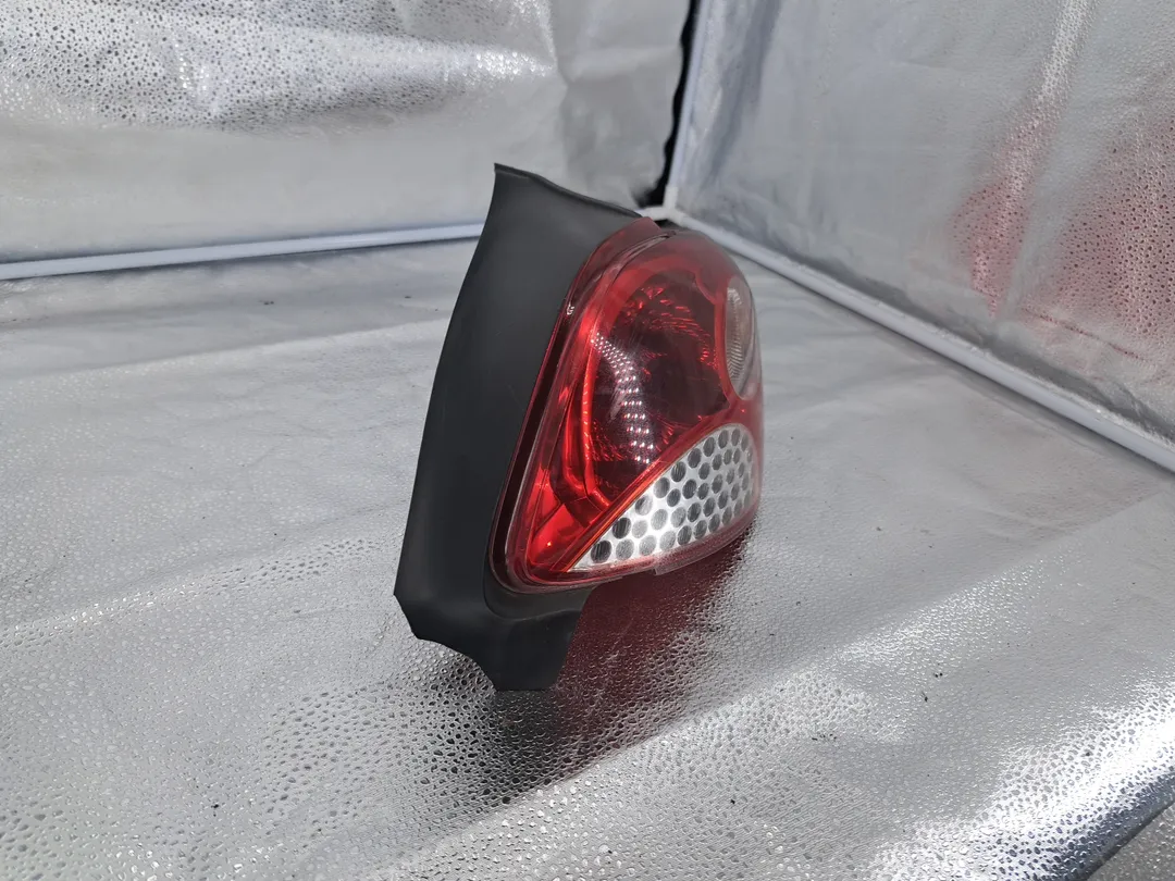 Fanale faro posteriore destro