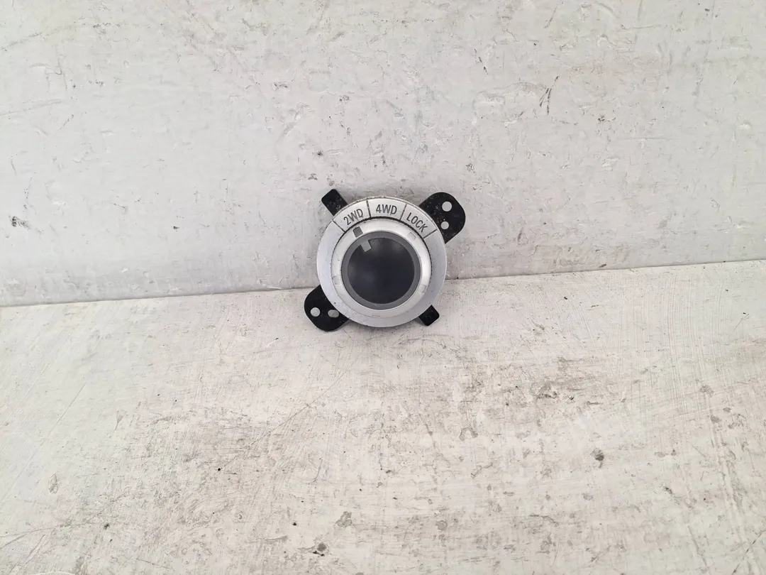 Interruttore inserimento 4WD Interruttore inserimento 4WD
