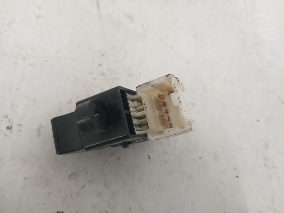 Interruttore alzacristalli porta anteriore Interruttore alzacristalli porta anteriore