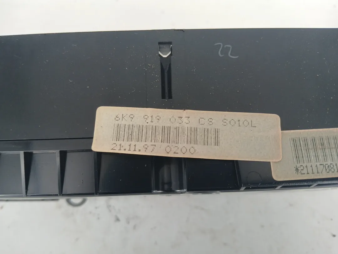 Quadro strumenti contachilometri Quadro strumenti contachilometri