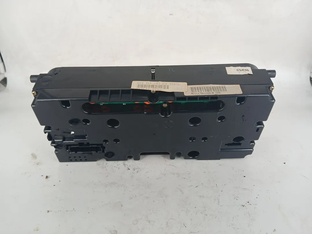 Quadro strumenti contachilometri Quadro strumenti contachilometri