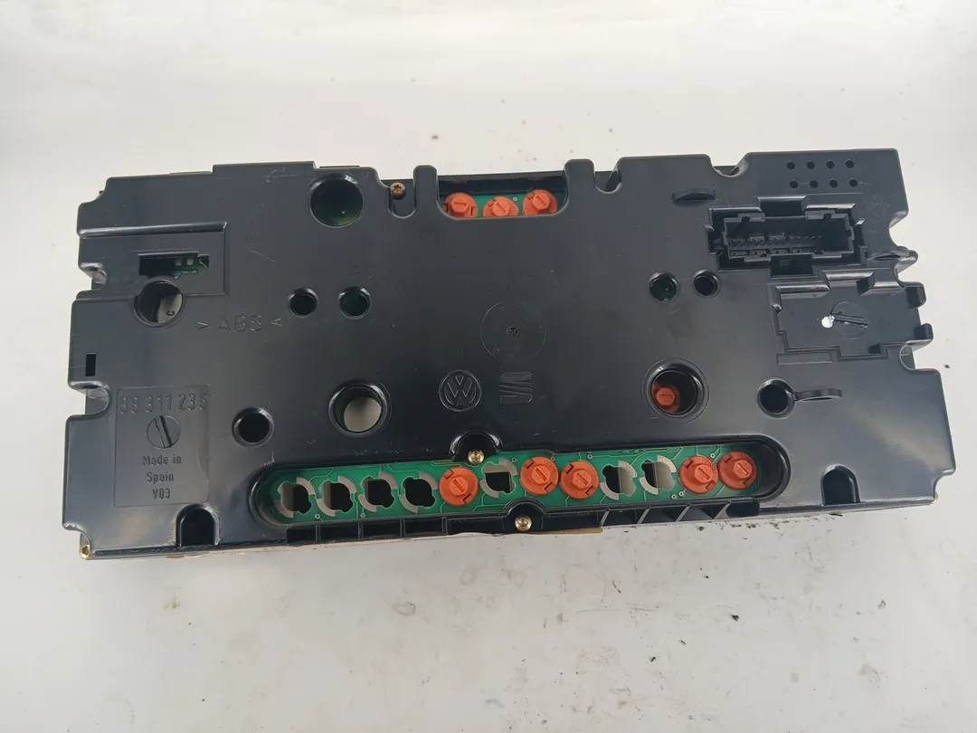Quadro strumenti contachilometri Quadro strumenti contachilometri