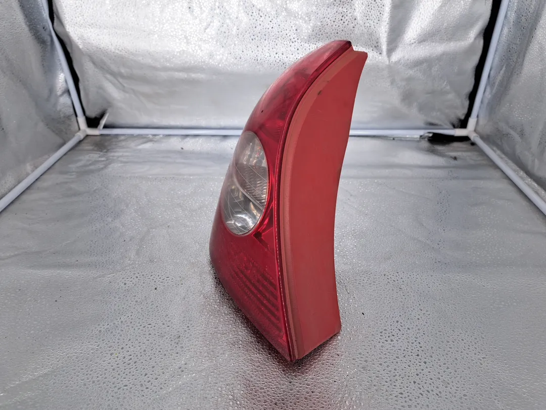 Fanale faro posteriore sinistro