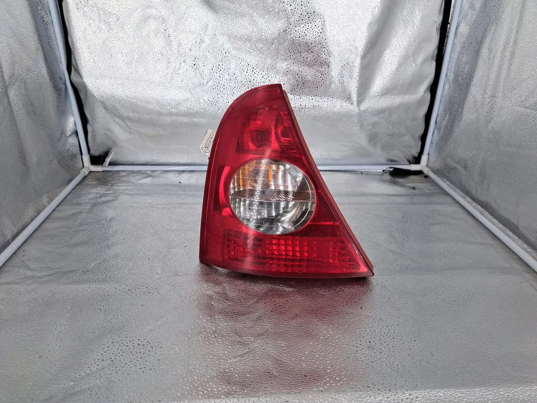 Fanale faro posteriore sinistro