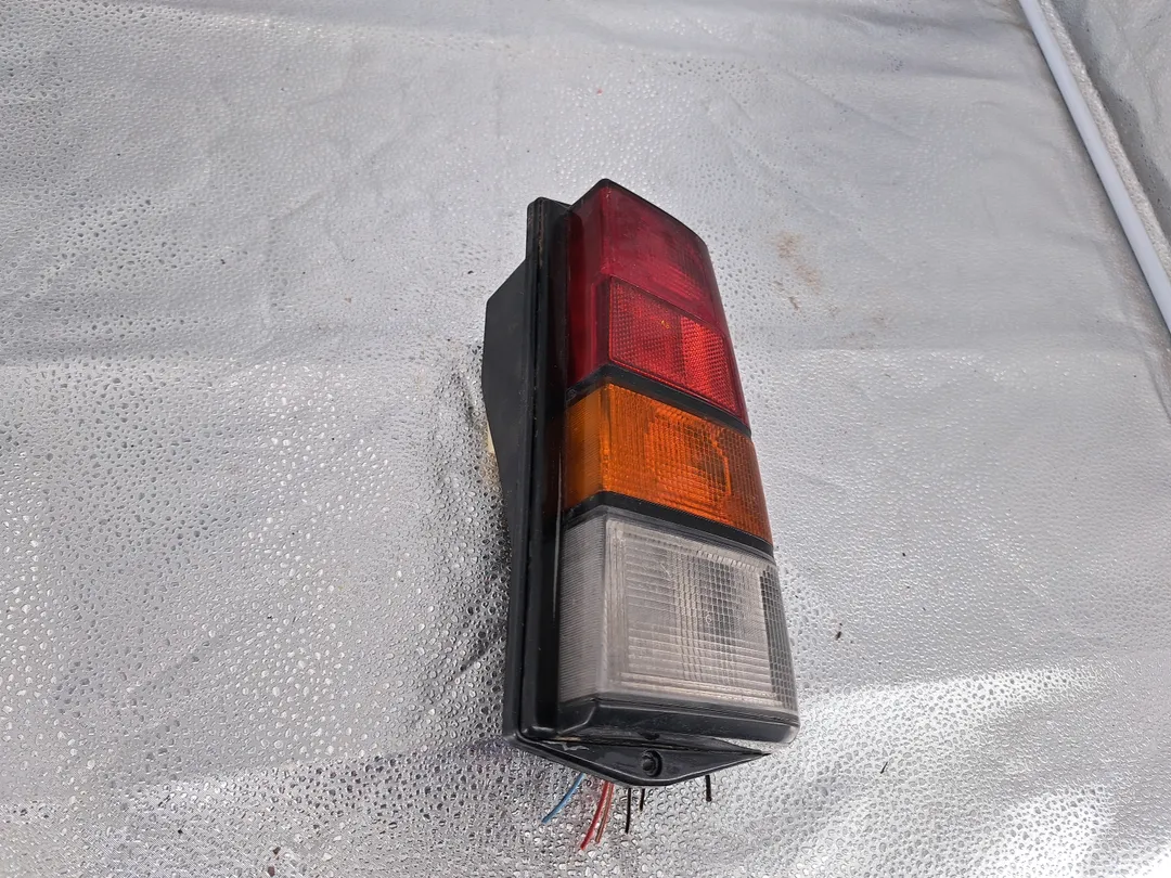 Fanale faro posteriore destro