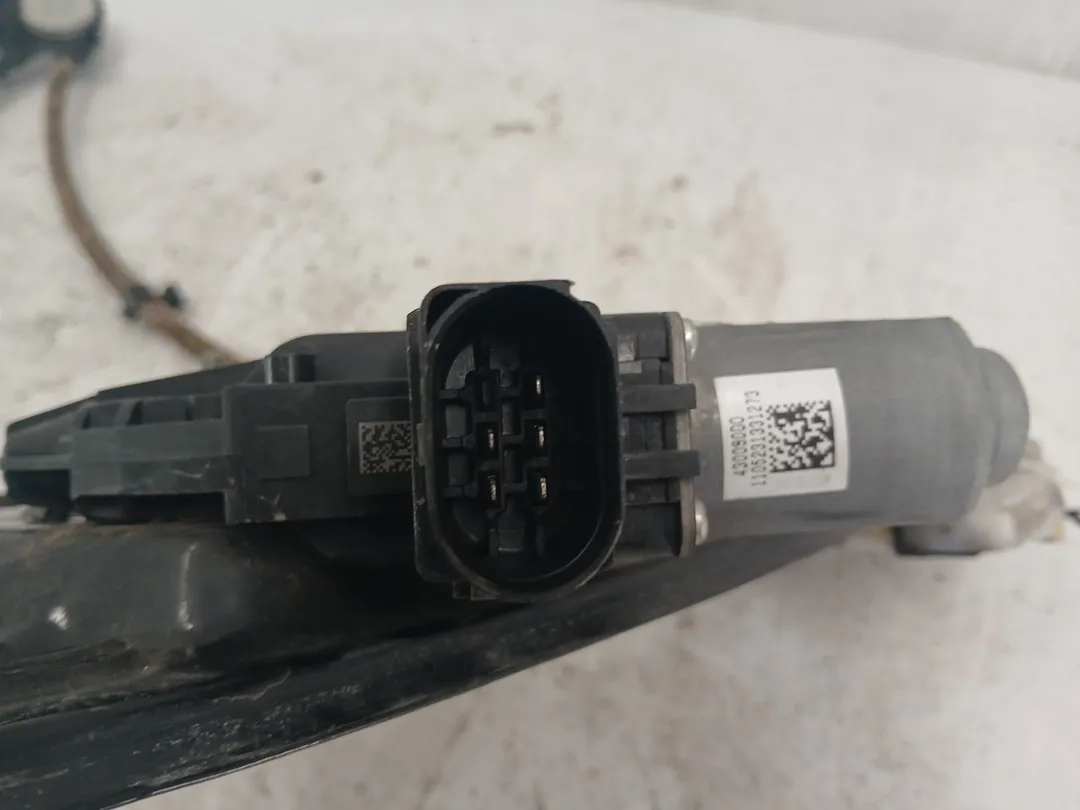 Alzacristallo alzavetro elettrico porta anteriore sinistro Alzacristallo alzavetro elettrico porta anteriore sinistro