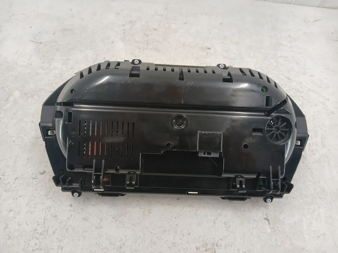 Quadro strumenti contachilometri Quadro strumenti contachilometri