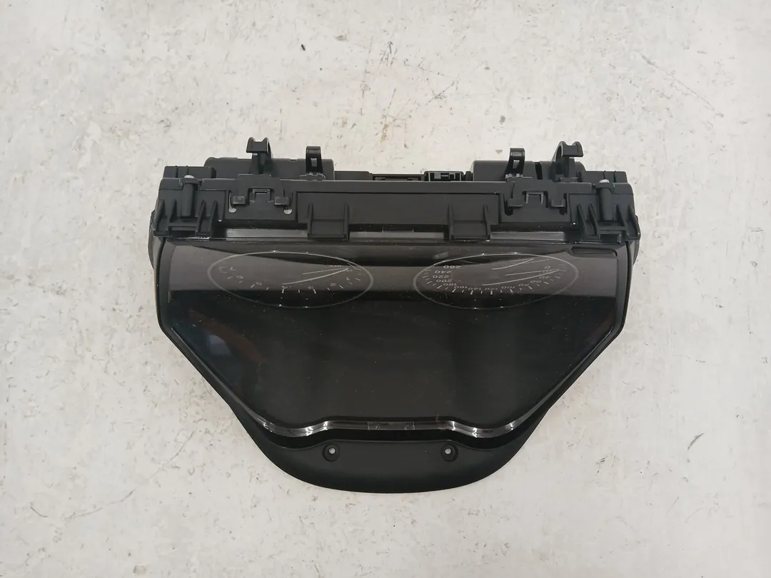 Quadro strumenti contachilometri Quadro strumenti contachilometri