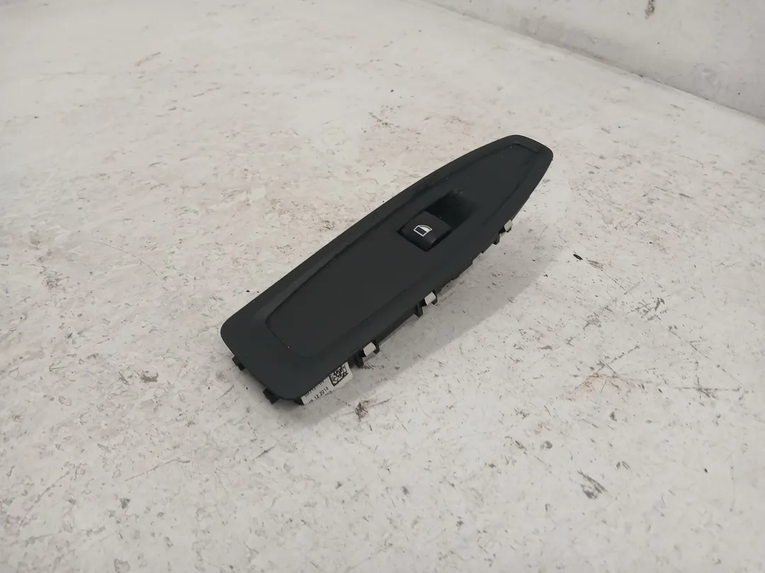 Interruttore alzacristalli porta anteriore Interruttore alzacristalli porta anteriore