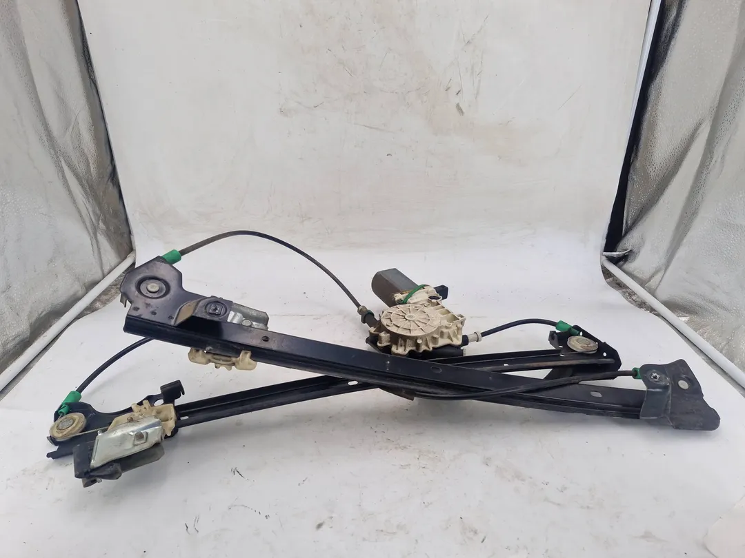 Alzacristallo alzavetro elettrico porta anteriore sinistro Alzacristallo alzavetro elettrico porta anteriore sinistro