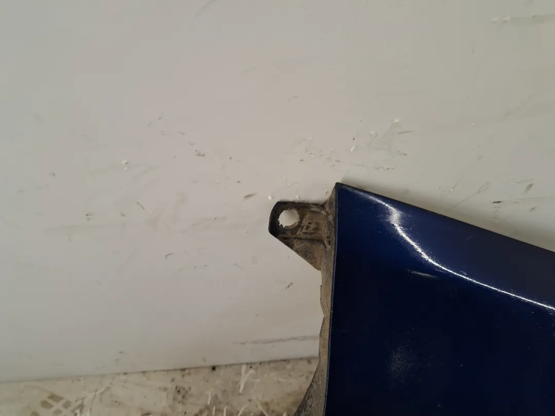 Parafango anteriore destro