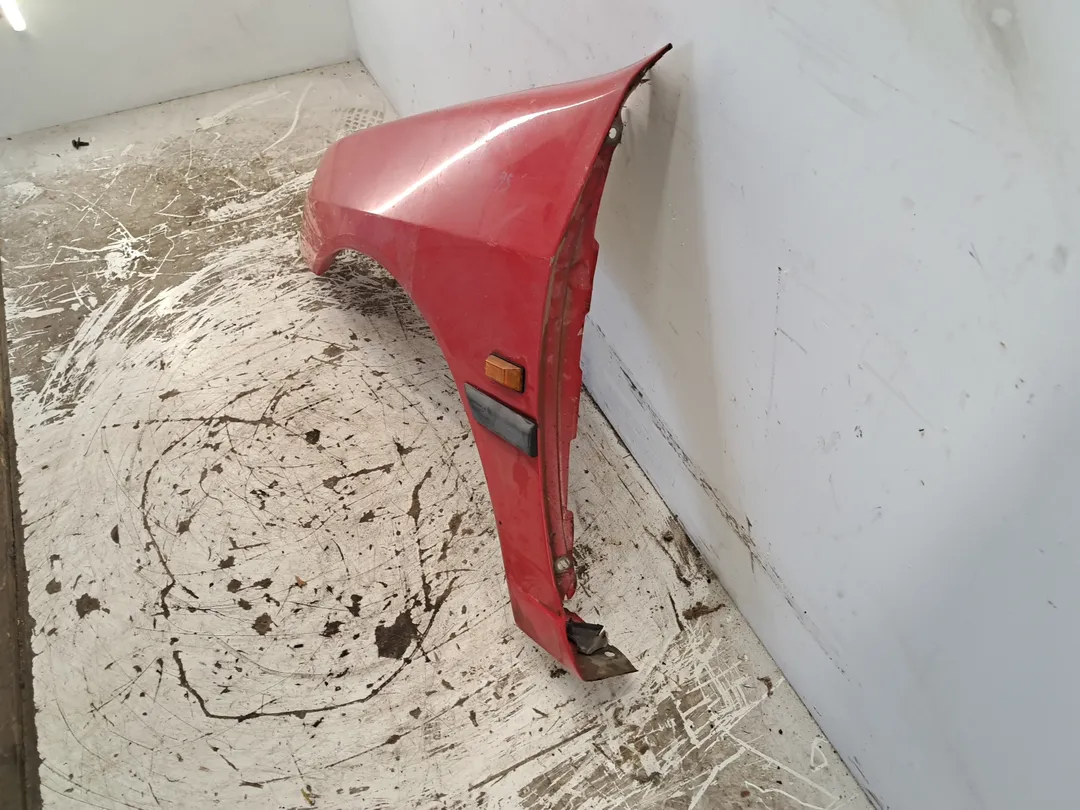 Parafango anteriore sinistro