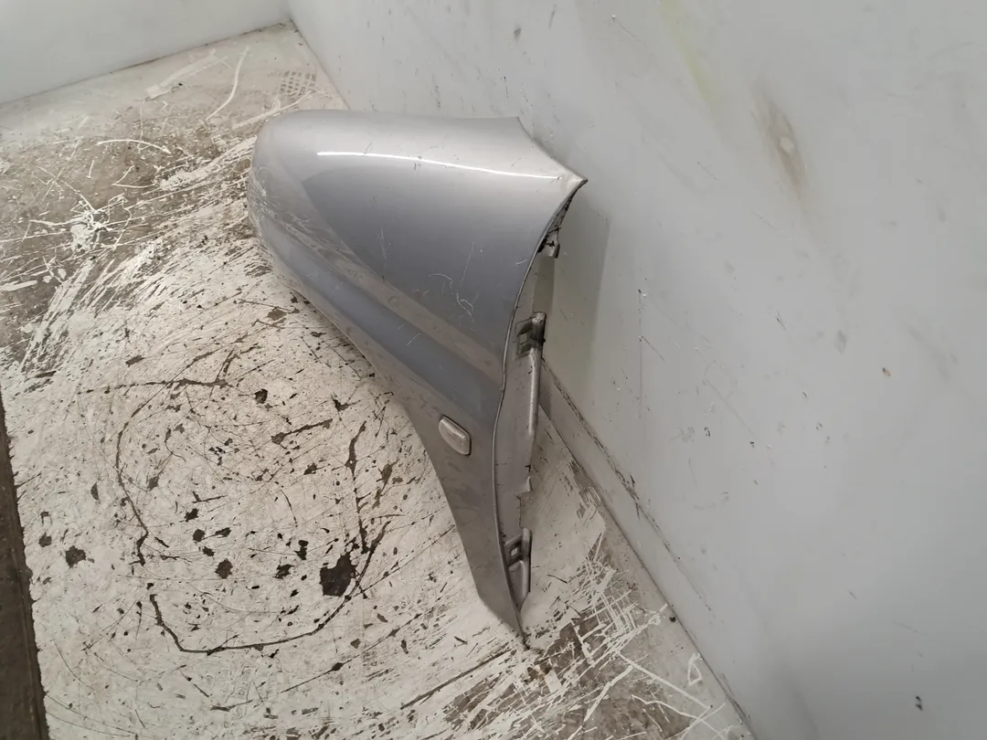Parafango anteriore sinistro