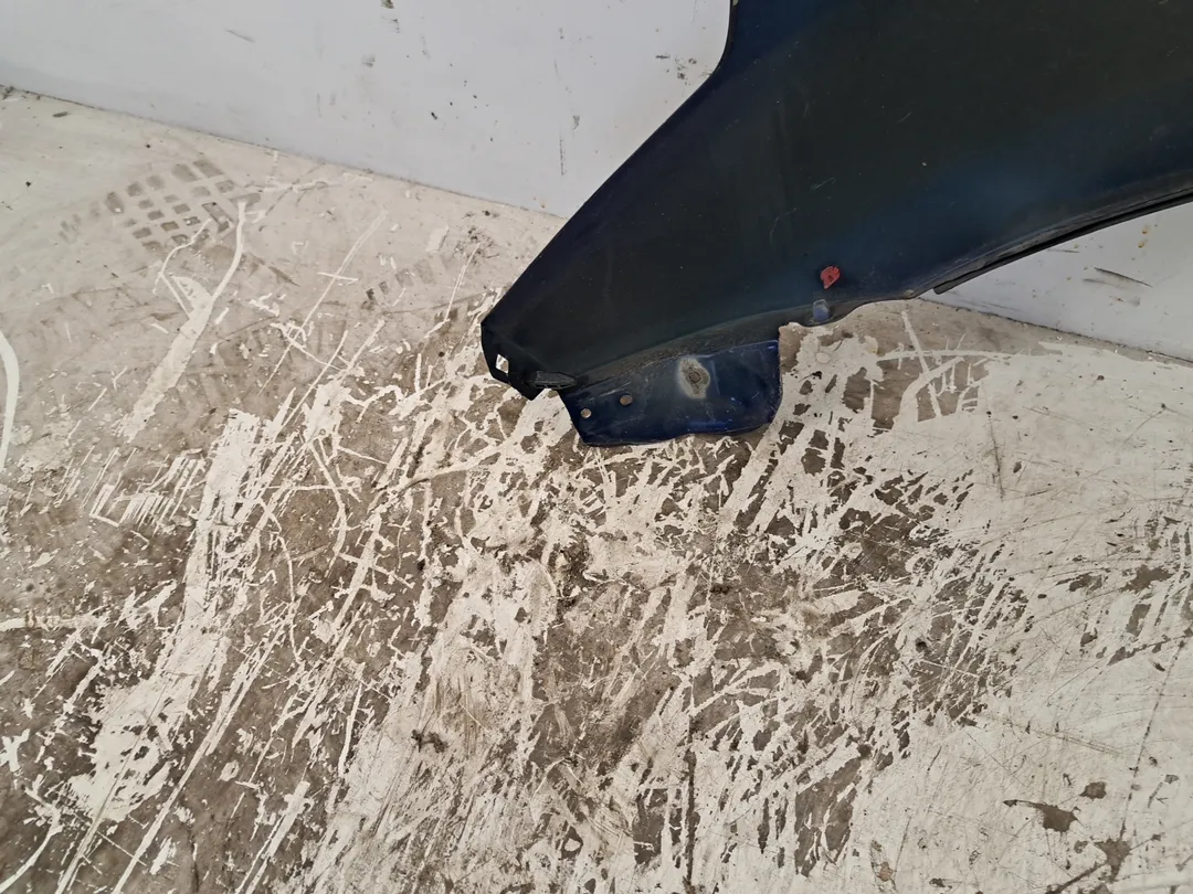 Parafango anteriore destro Parafango anteriore destro