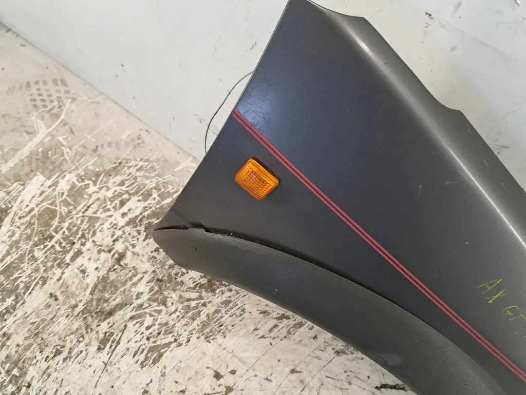 Parafango anteriore destro Parafango anteriore destro