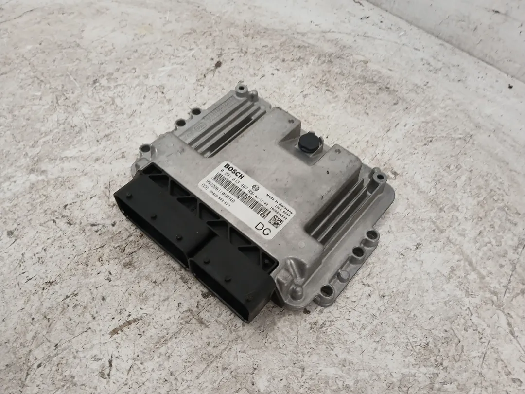 Centralina iniezione motore ECU Centralina iniezione motore ECU