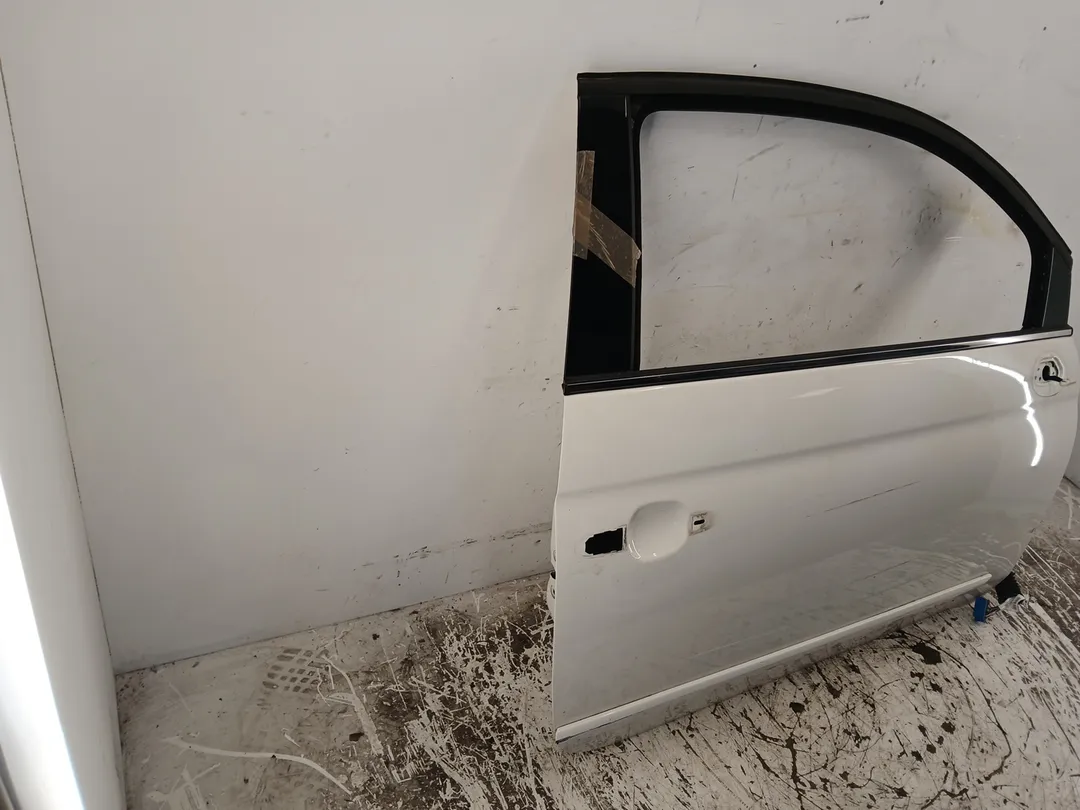 Porta anteriore destro Porta anteriore destro