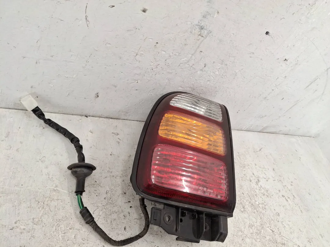 Fanale faro posteriore sinistro