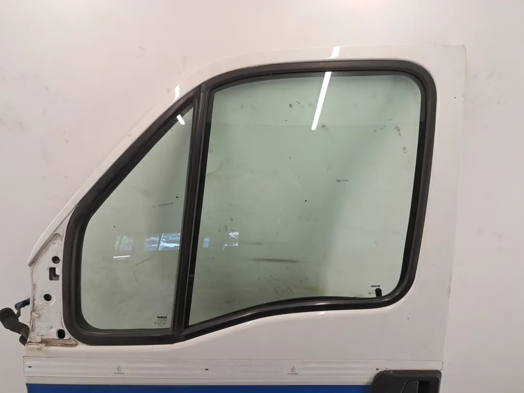 Porta anteriore sinistro Porta anteriore sinistro