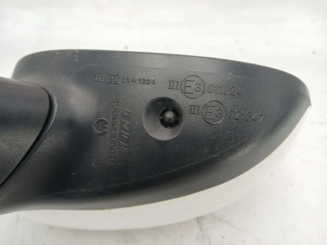 Specchio Retrovisore esterno elettrico destro Specchio Retrovisore esterno elettrico destro