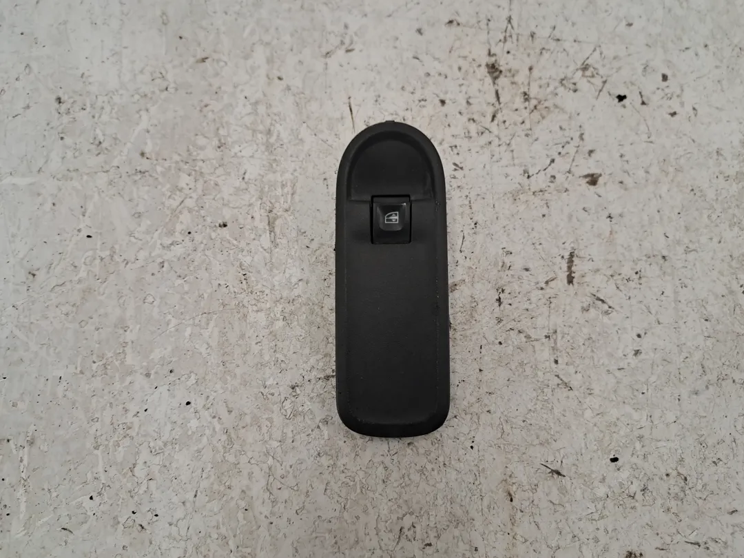 Interruttore alzacristalli porta anteriore Interruttore alzacristalli porta anteriore