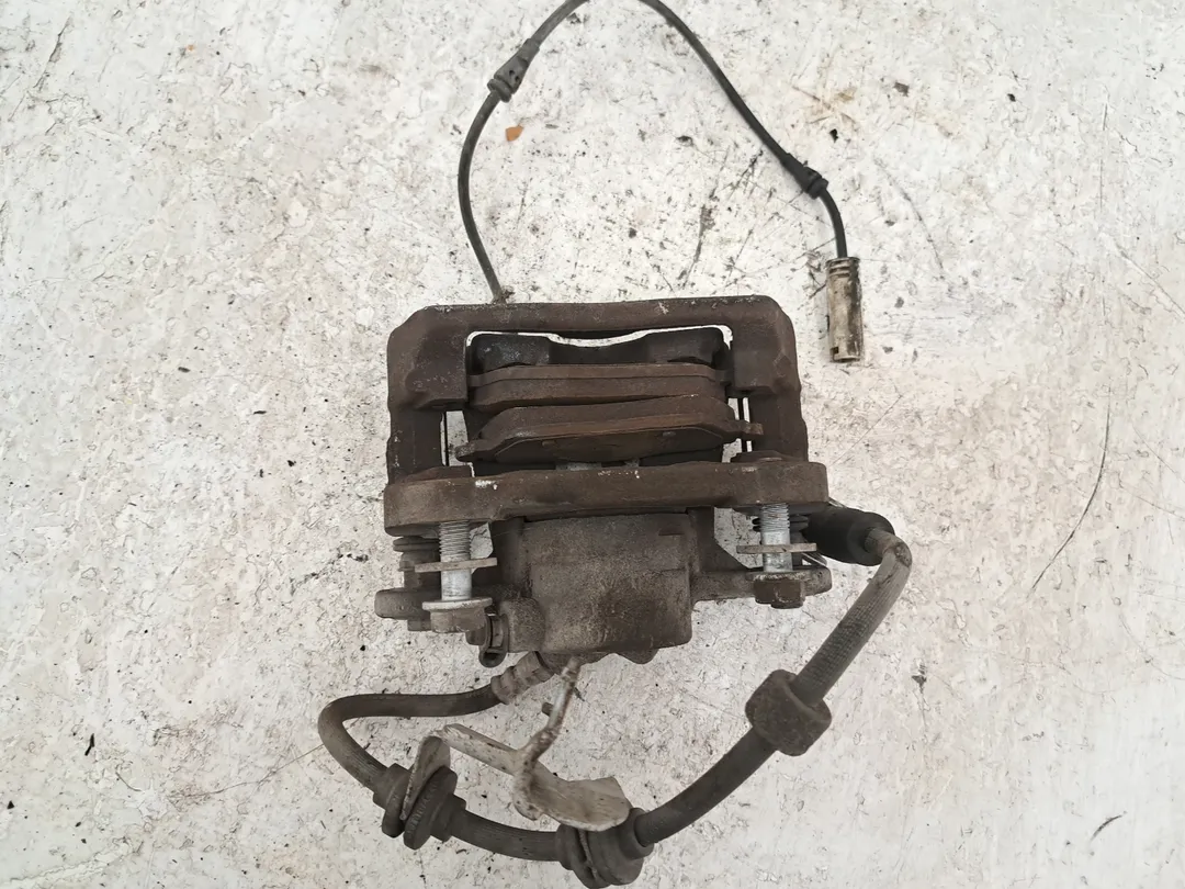 Pinza freno anteriore sinistro
