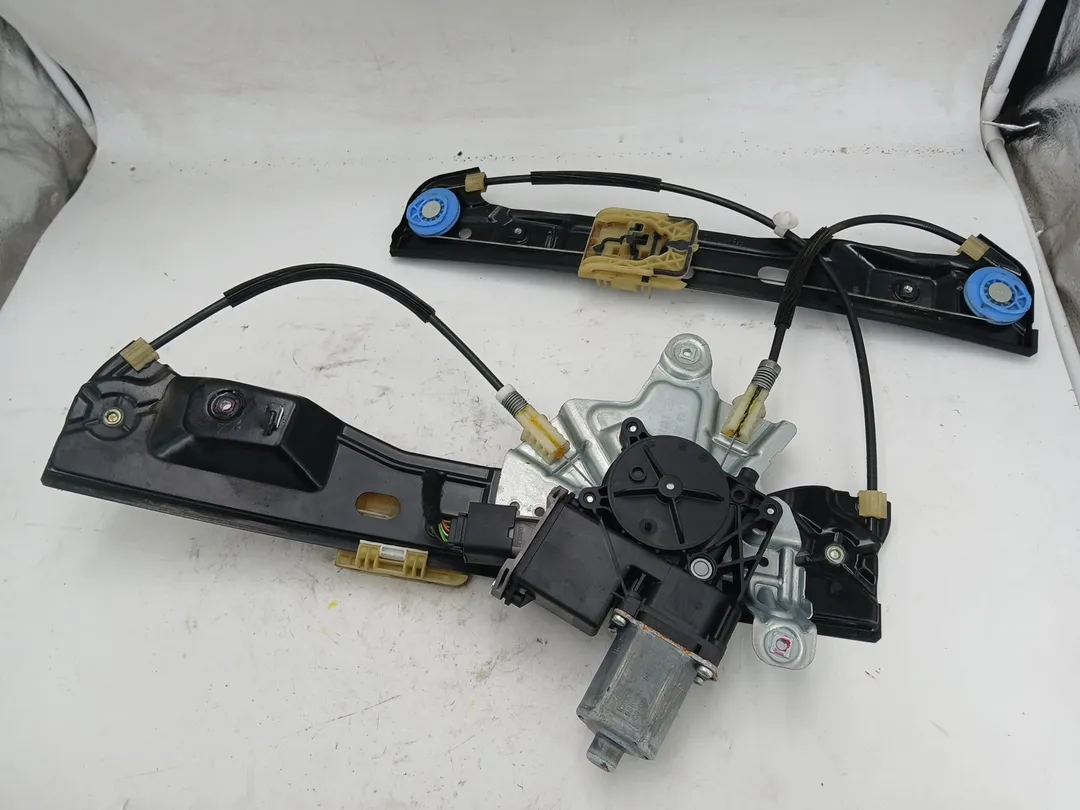 Alzacristallo alzavetro elettrico porta anteriore sinistro Alzacristallo alzavetro elettrico porta anteriore sinistro
