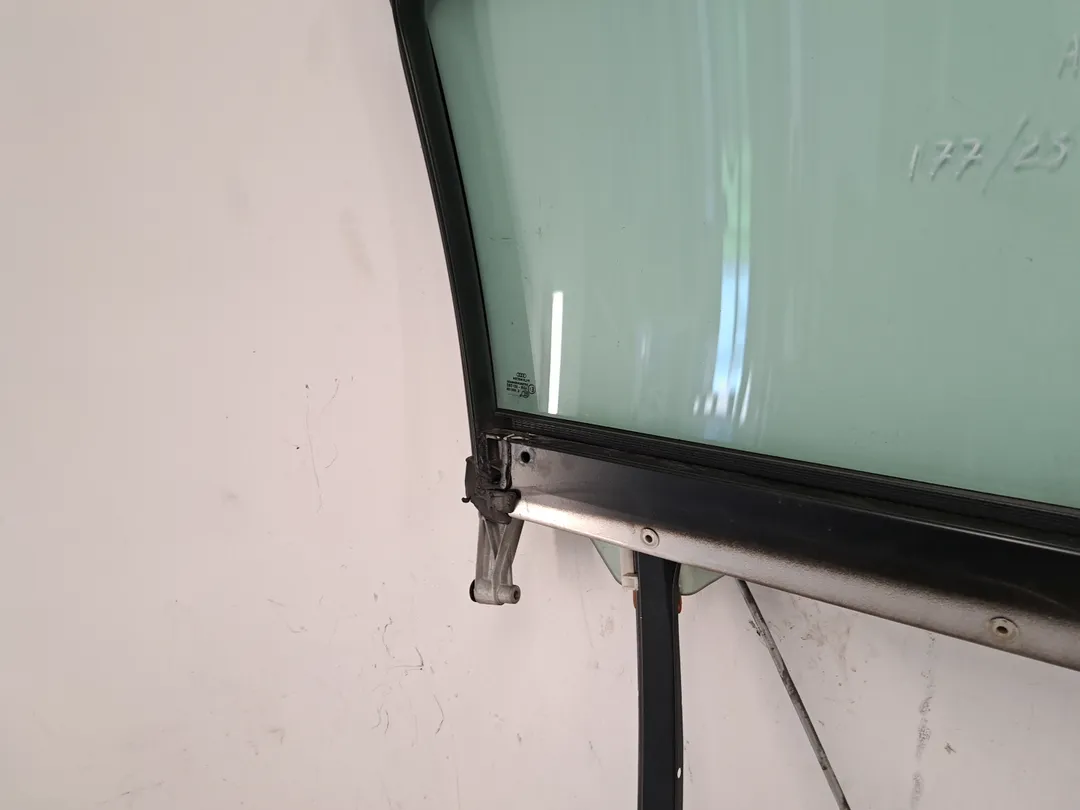 Alzacristallo alzavetro elettrico porta anteriore sinistro Alzacristallo alzavetro elettrico porta anteriore sinistro