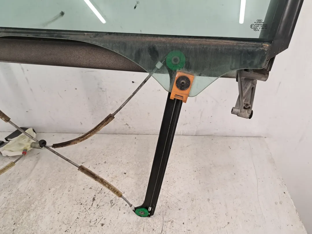 Alzacristallo alzavetro elettrico porta anteriore sinistro Alzacristallo alzavetro elettrico porta anteriore sinistro