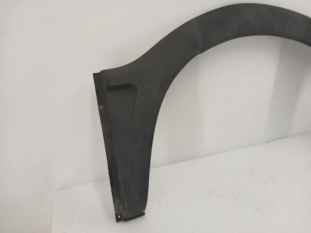 Modanatura arco passaruota posteriore sinistro Modanatura arco passaruota posteriore sinistro
