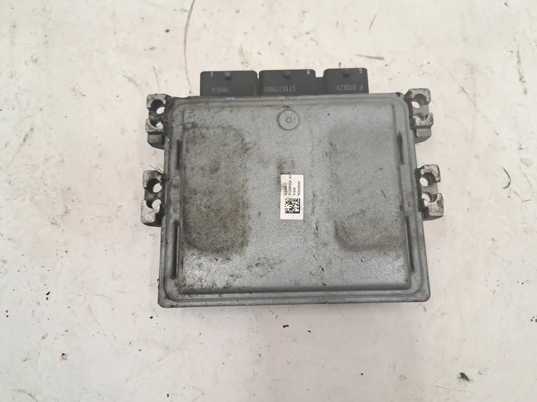 Centralina iniezione motore ECU Centralina iniezione motore ECU