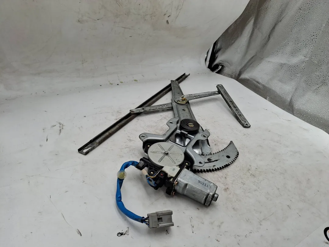 Alzacristallo alzavetro elettrico porta anteriore sinistro Alzacristallo alzavetro elettrico porta anteriore sinistro