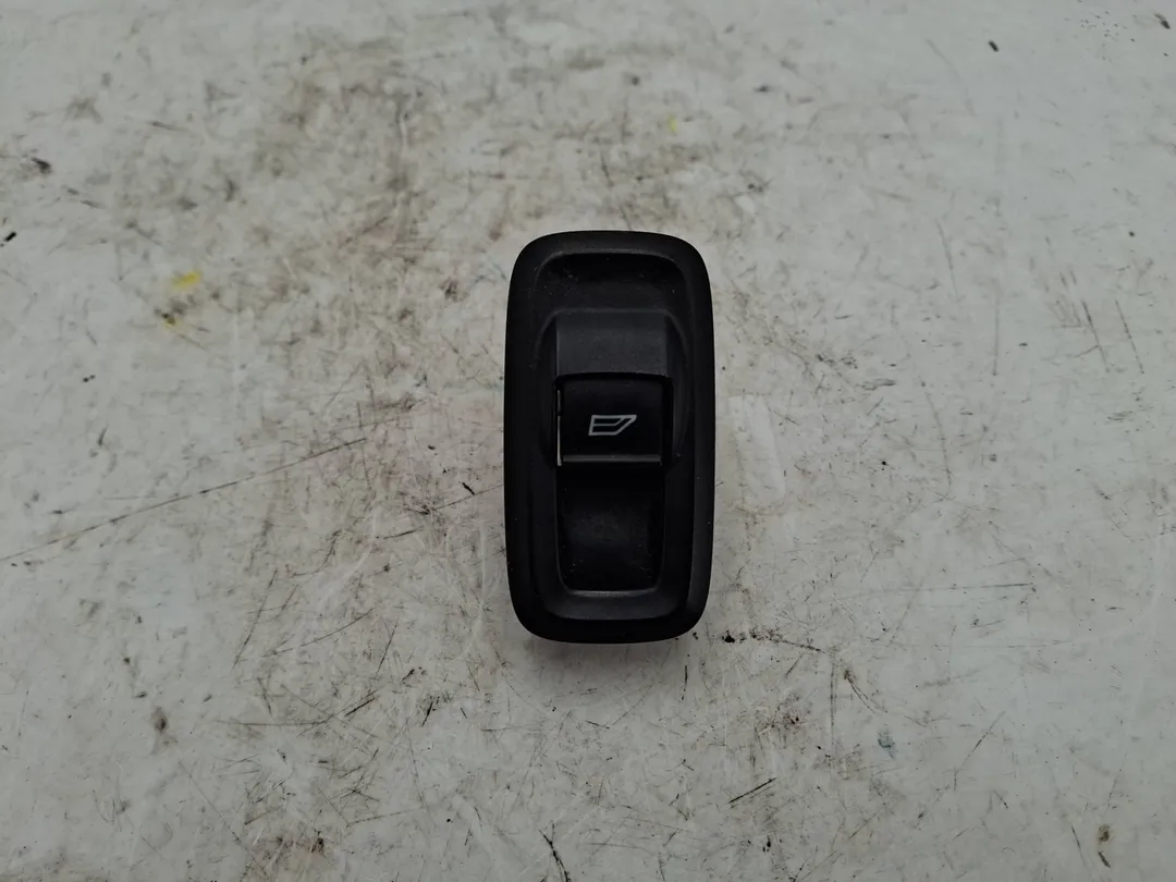 Interruttore alzacristalli porta anteriore Interruttore alzacristalli porta anteriore