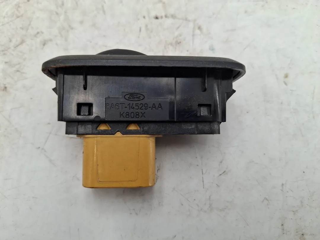 Interruttore alzacristalli porta anteriore Interruttore alzacristalli porta anteriore