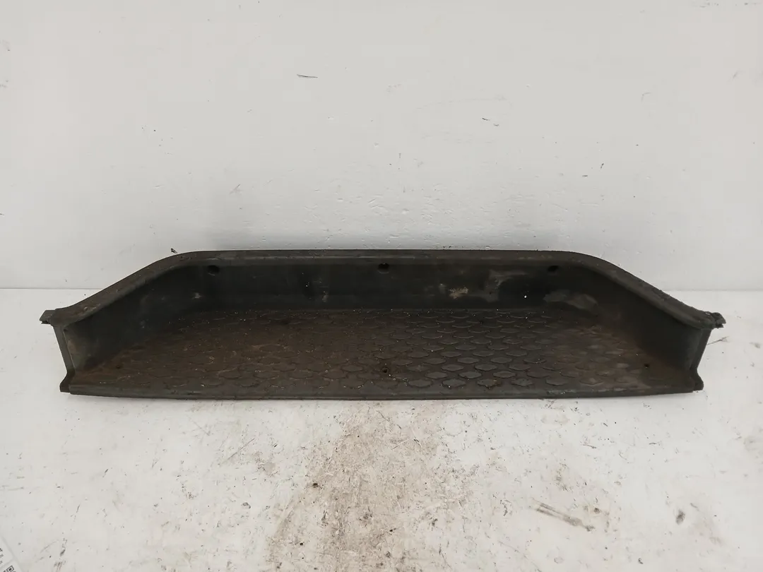Modanatura battitacco ingresso posteriore abitacolo